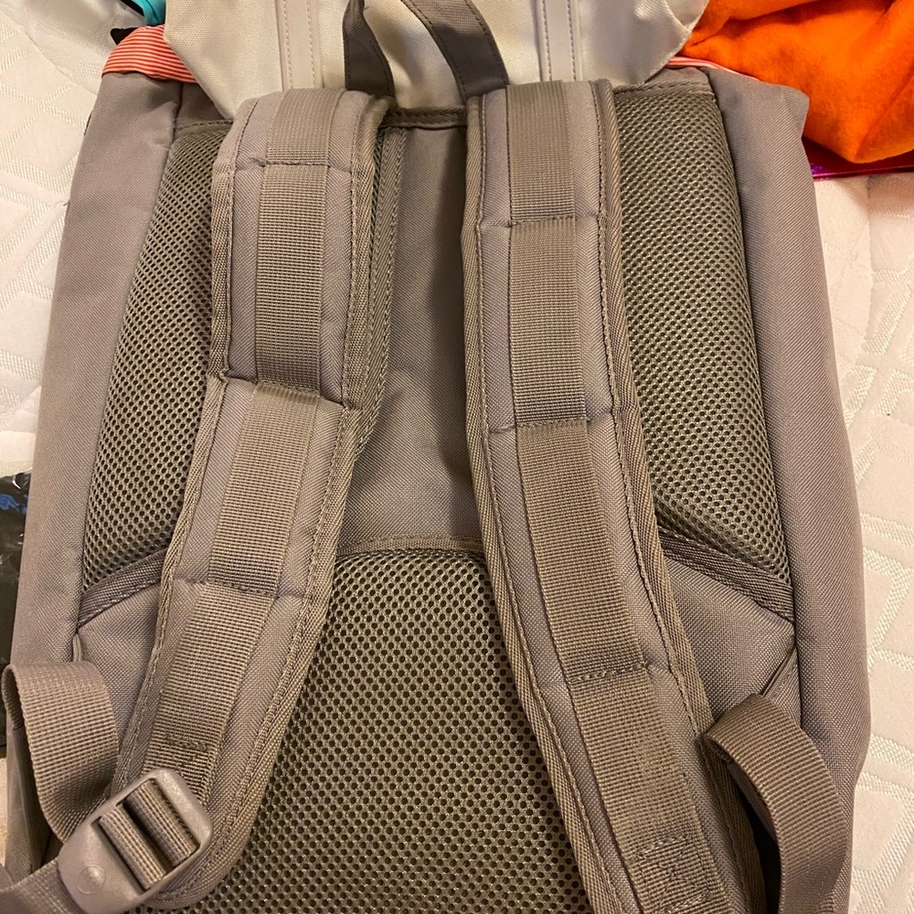 Herschel Backpack - image 5